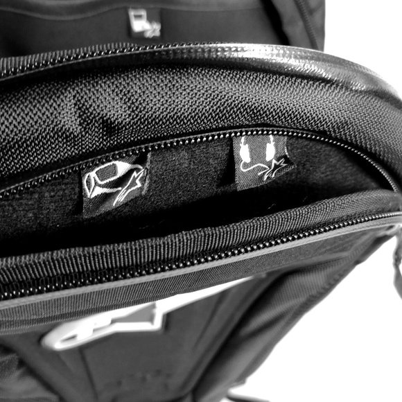 Swiss Gear By Wenger 17-inch Computer and Tablet Backpack LIKE NEW - Picture 8 of 9